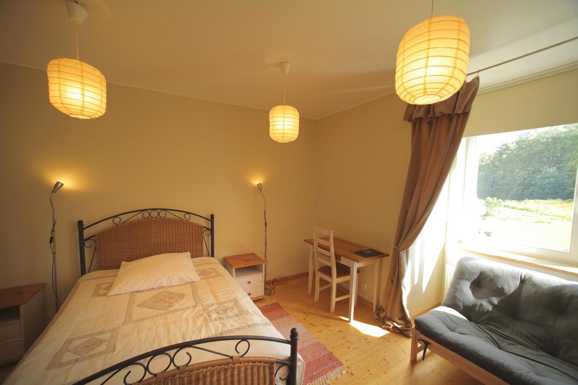 Altmoisa Guesthouse Tuuru Habitación foto